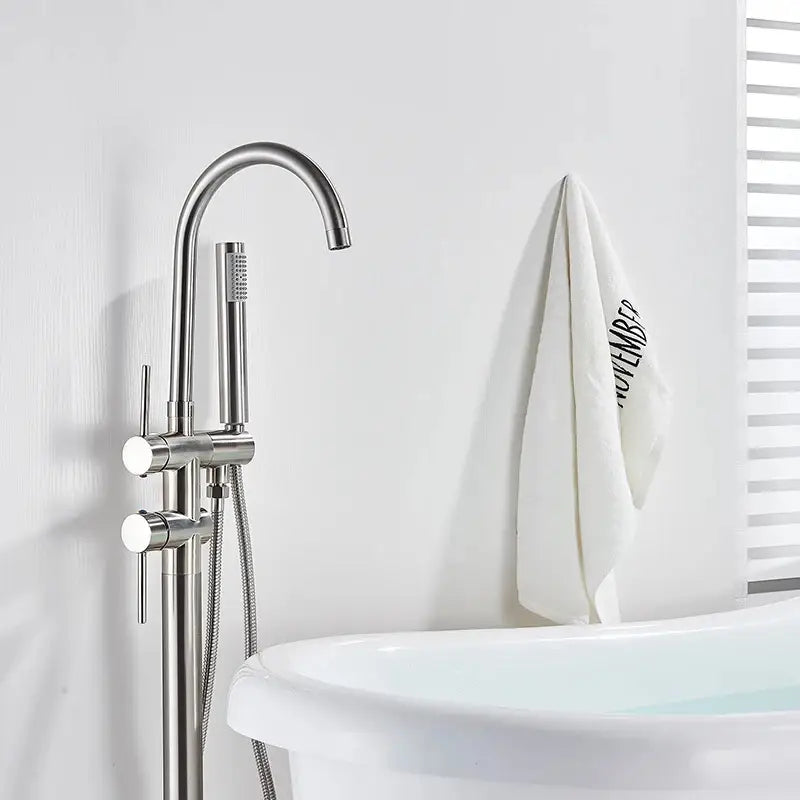 Colonne de douche pour baignoire sur pied