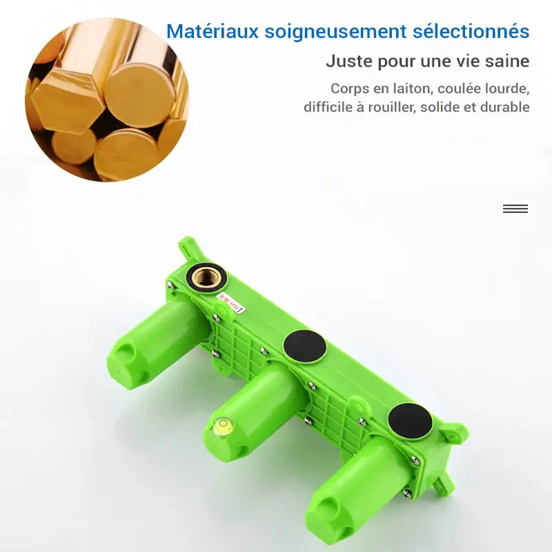 Colonne de douche noire murale