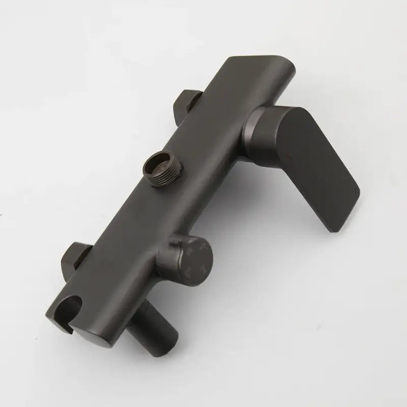 Colonne de douche noire ronde