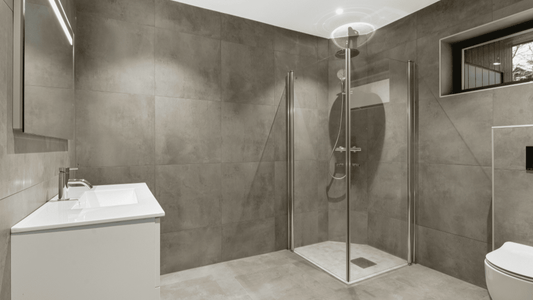 Comment éviter une salle de bain encombrée ?