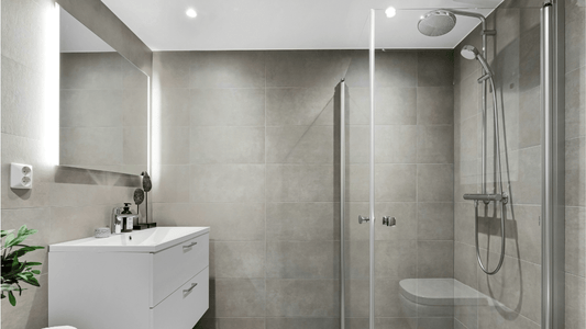 Comment augmenter la pression de ma colonne de douche ?