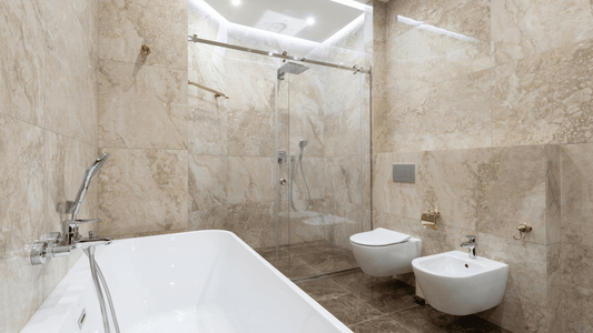 Qu'est-ce qu'une colonne de douche noire ?