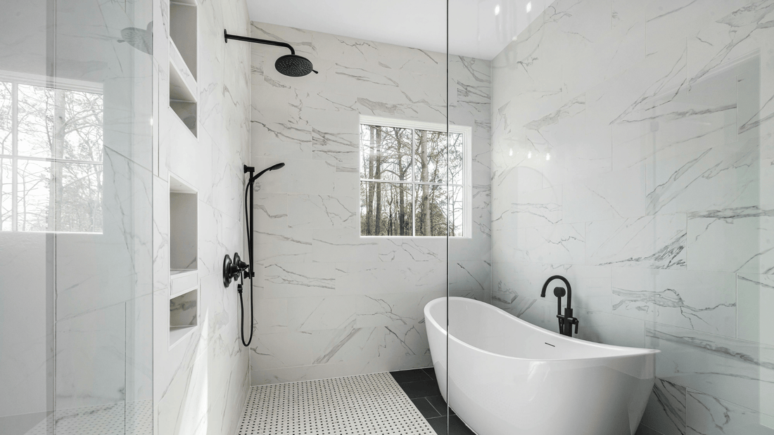 Comment enlever le calcaire dans une douche noire ?