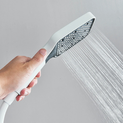 Colonne de douche blanche avec rangement