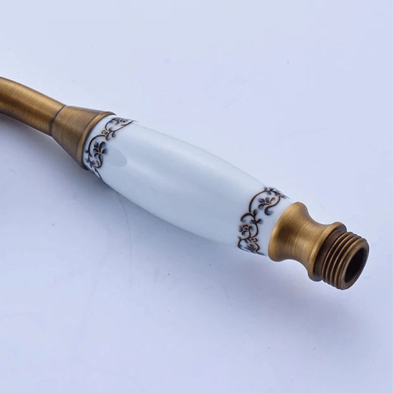 Pommeau de douche anti calcaire rétro