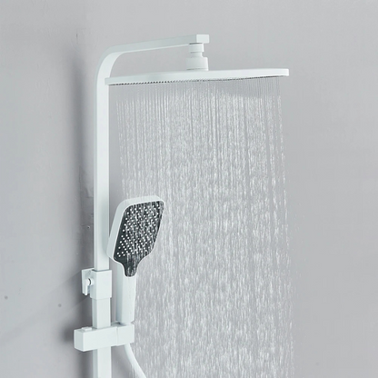 Colonne de douche blanche avec rangement