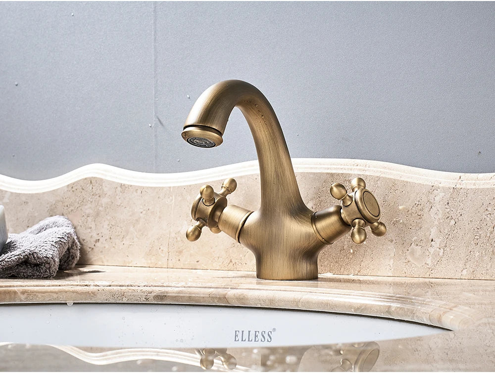 Mitigeur lavabo antique