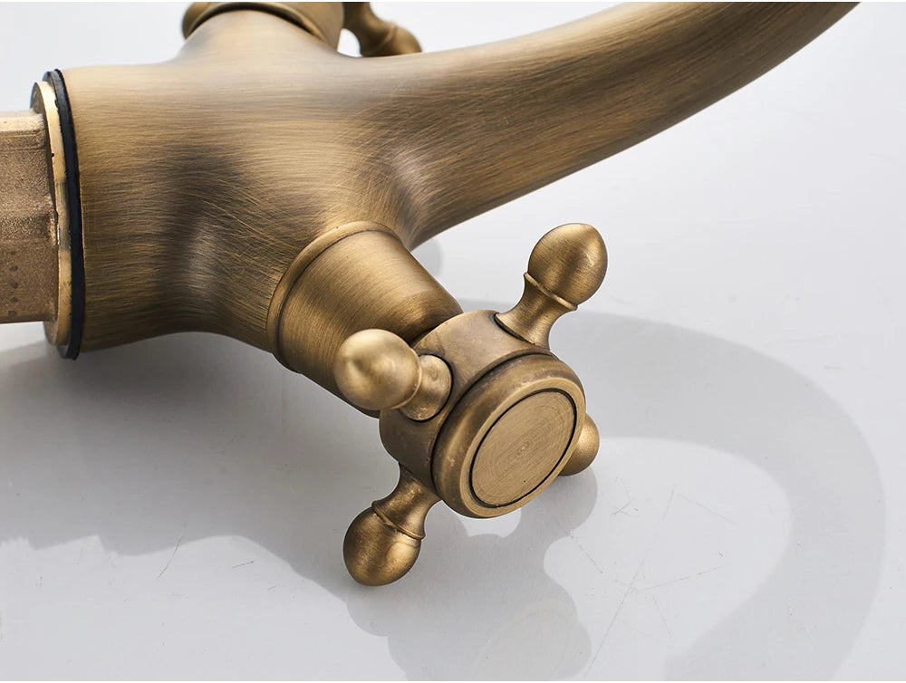 Mitigeur lavabo antique