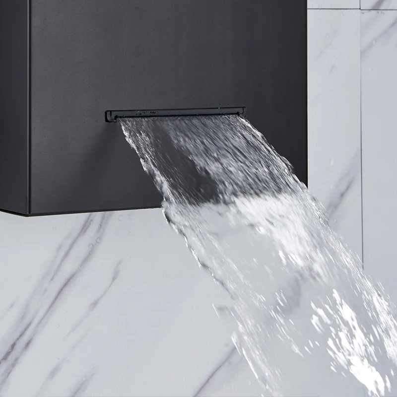 Colonne de douche noire avec jet massant