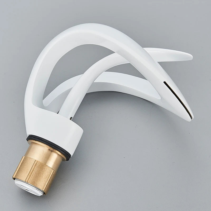 Mitigeur lavabo contemporain