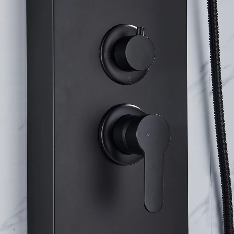 Colonne de douche noire avec jet massant