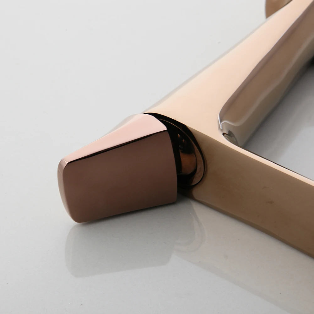 Mitigeur lavabo carré