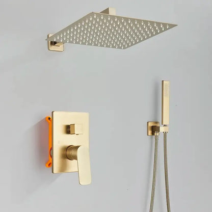 colonne de douche dorée murale