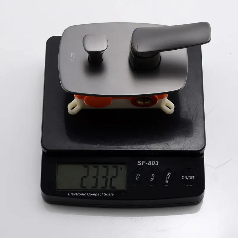 Colonne de douche encastrable laiton